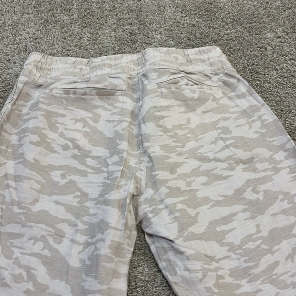 Athleta Light Gray Camo Jogger Pants - Picture 11 of 16